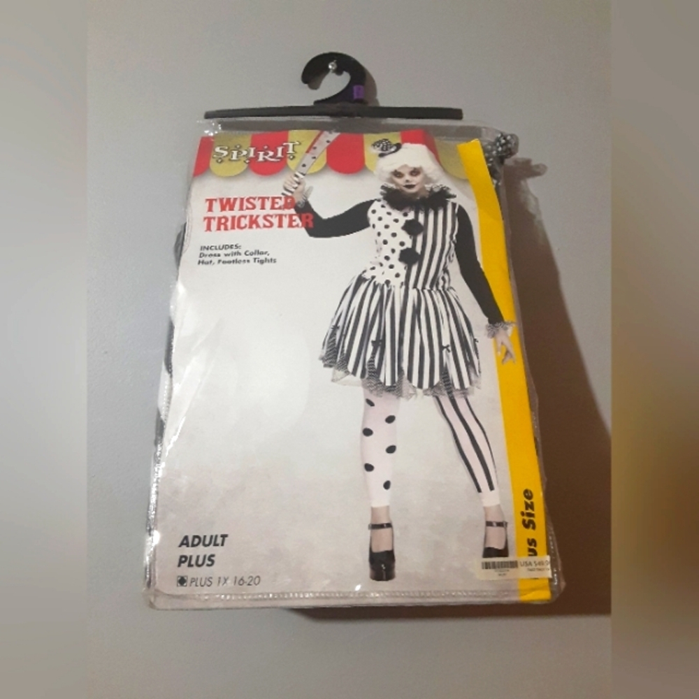 Spirit Twisted Trickster Adult Women's Pilus Size 1X Costume Black White Stripes